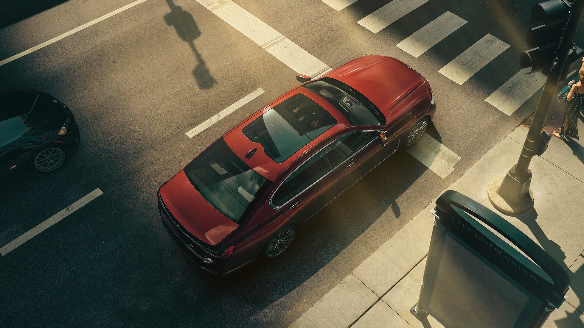 BMW Individual 7 Series Sedan in red in birds-eye perspective