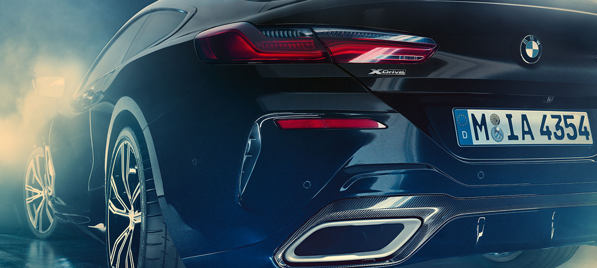 The rear of the BMW Individual M850i NIGHT SKY in close up 