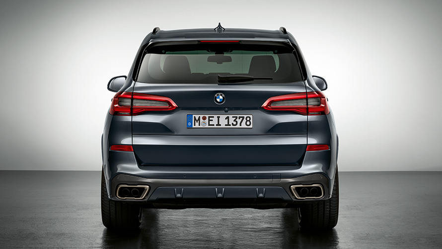 BMW security vehicles discretion and anonymity of security measures rear view