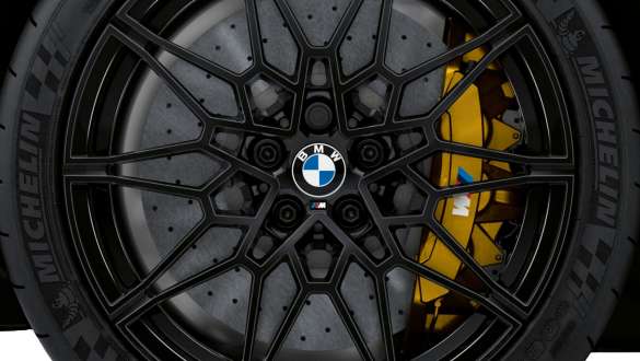 BMW M4 Competition Coupé G82 2020 M Carbon ceramic brake close-up